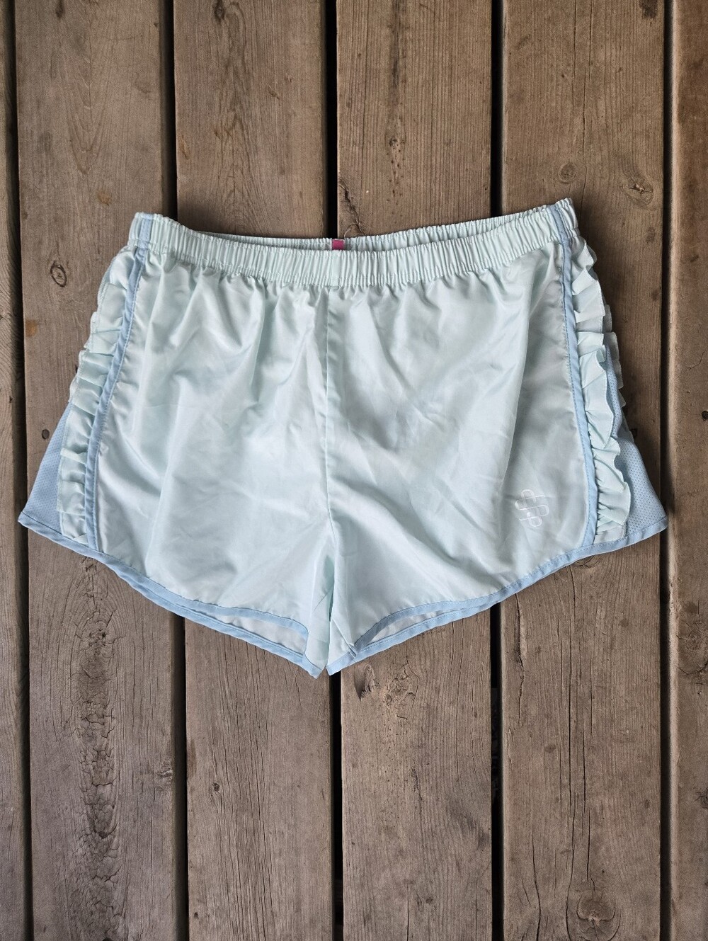 Simply Southern baby blue ruffle athletic shorts size large in great condition